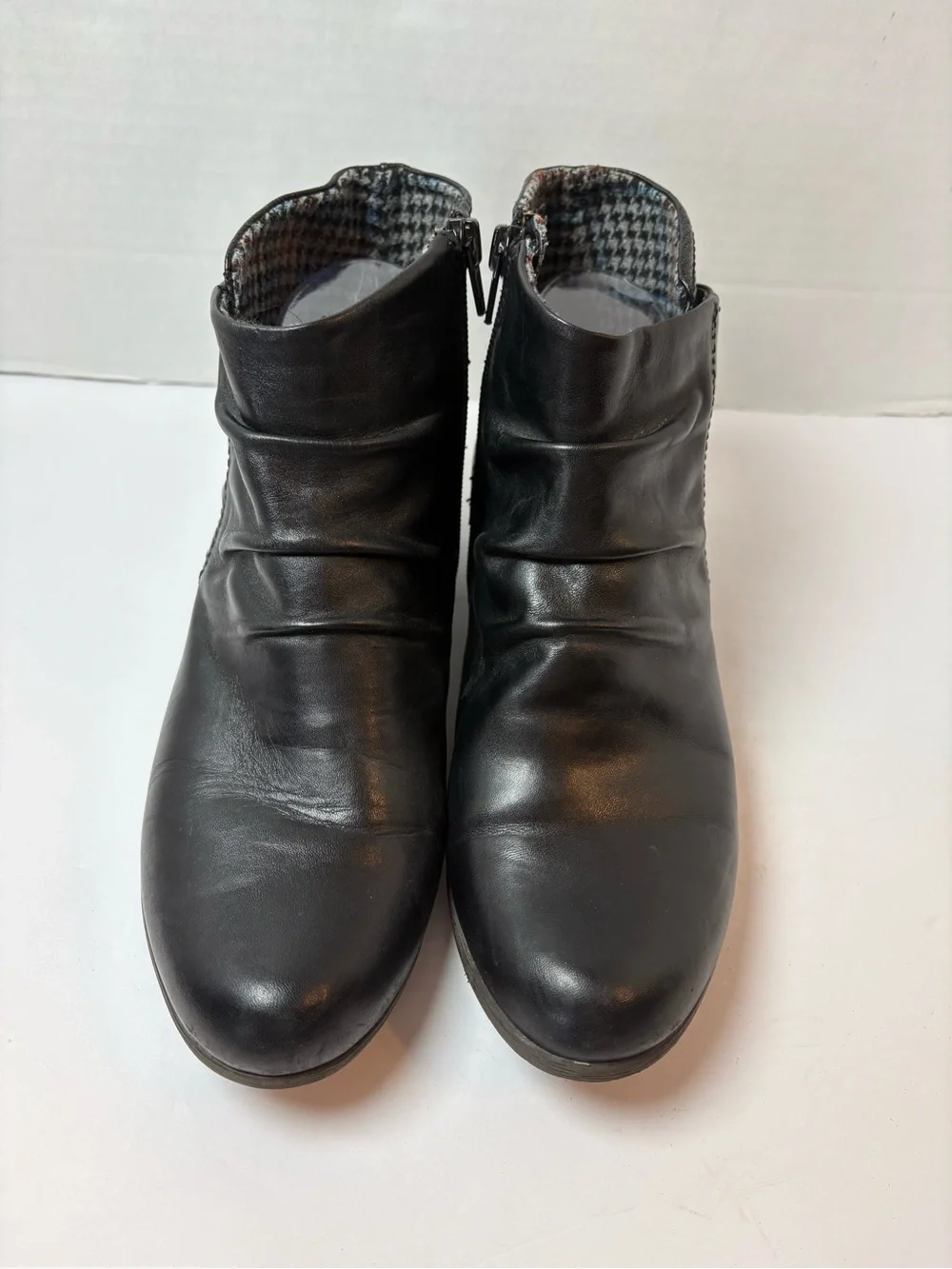 Cobb Hill Rockport Gratasha Black Leather Runched Booties Size 8